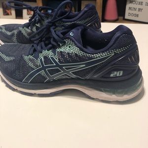 ASICS Women's 8.5 GEL-Nimbus 20 Running Shoes